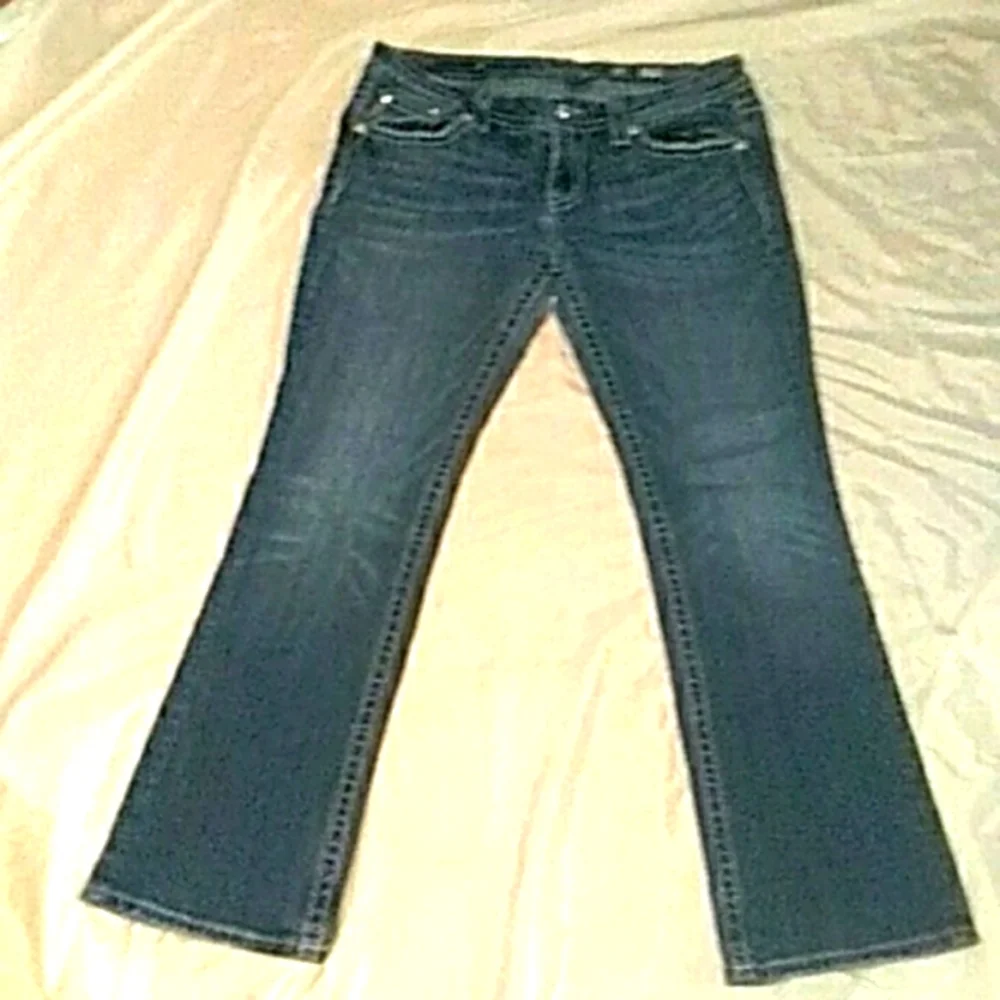 Miss Me Jeans. - Picture 3 of 4